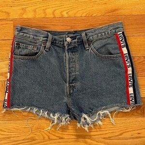 Levi's 501 Spectator Sports Cut Off Jean Shorts Womens 29 Cotton Denim Premium